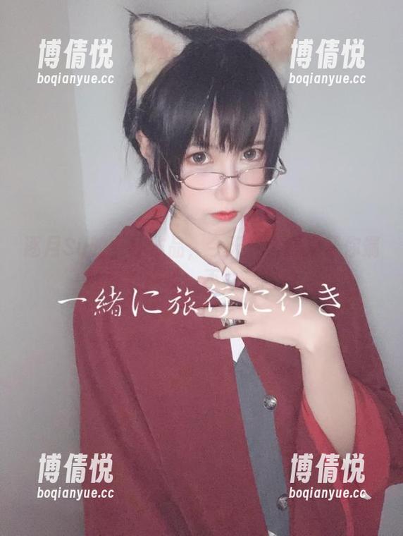 逐月Su的女仆作品，今天就让我来帮你端杯豆浆！哦，不，是图片。