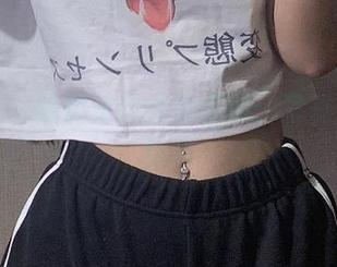 微密圈 – 陈佩奇用短裤证明：写真也可以随性