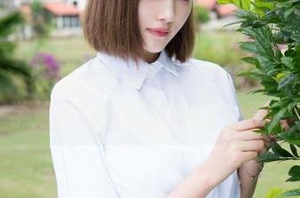 魅妍社 – 陈雅漫VICKY的作品集：每一幅学姐的高清背影都有故事？